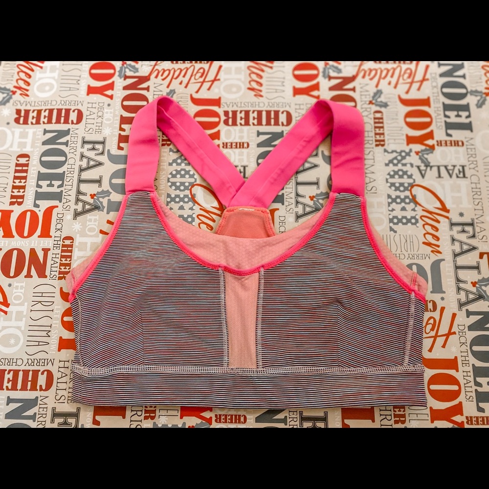 Lululemon bra, Size 6